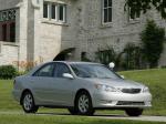 Toyota Camry XLE 2004 года